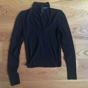 Long sleeve choker T